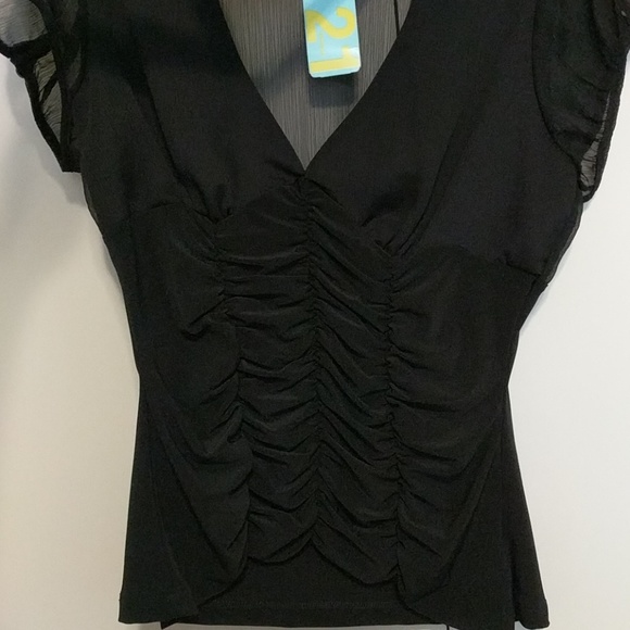 Blouse - Picture 2 of 5